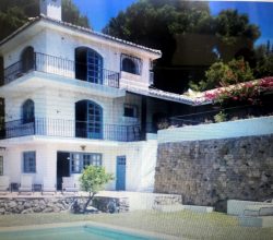 7/8 bedroom villa in Rancho de La Luz, Mijas, for quick sale €1,195,000